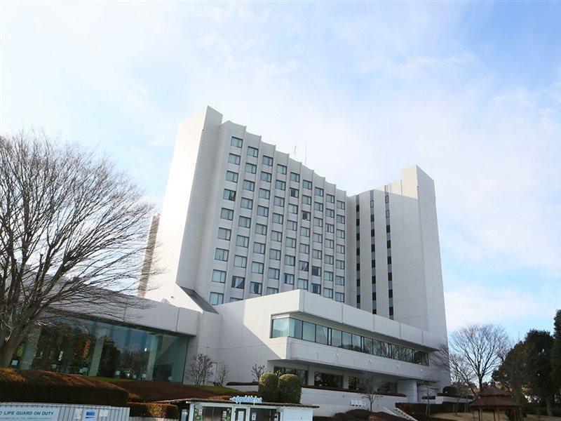 International Resort Hotel Yurakujo Narita Exterior photo